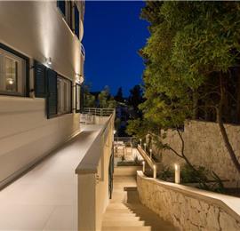 6 bedroom luxury villa with pool in Hvar Town, sleeps 12